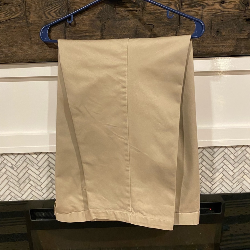 44x30 Haggar Chinos